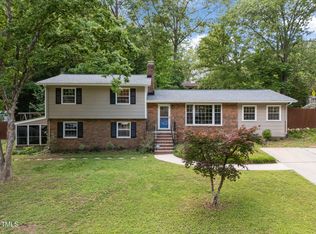 600 Long Leaf Dr, Chapel Hill, NC 27517