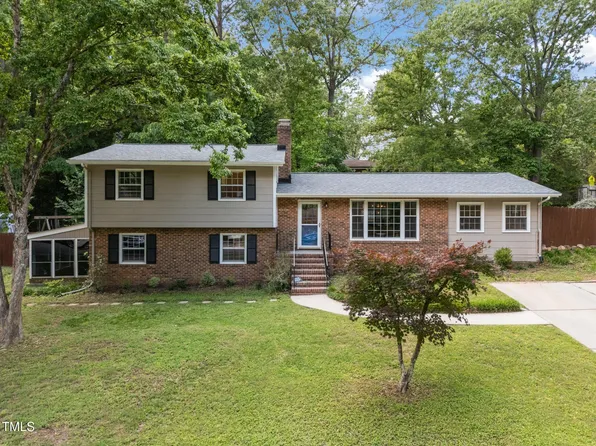 600 Long Leaf Dr, Chapel Hill, NC 27517