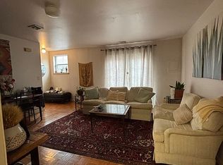 1142A South St #B, Philadelphia, PA 19147