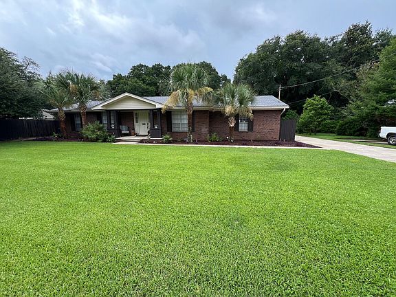 3rd image of 23 Bayou Dr