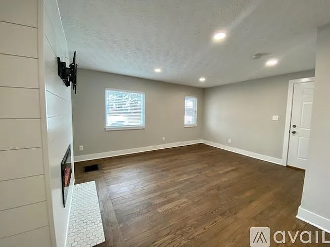 1306 Virginia Ave — Photo 7