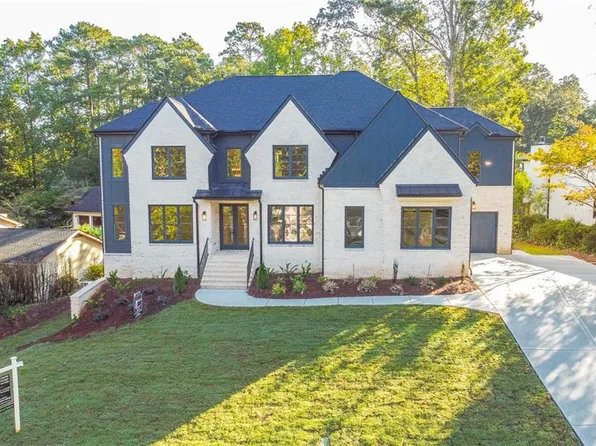 896 Fairfield Dr, Marietta, GA 30068