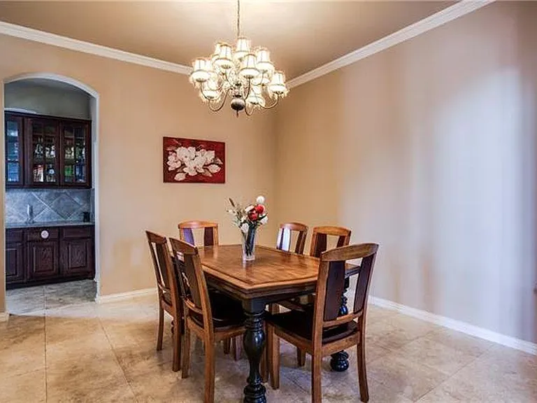 4533 Delaina Dr — Photo 6
