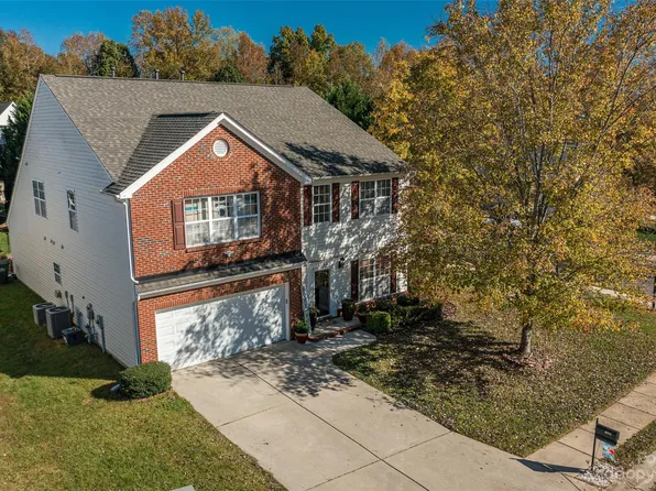 4032 Cascade Dr, Gastonia, NC 28056