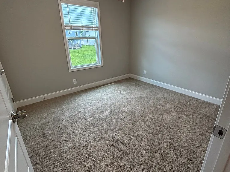 906 Recurve Ct — Photo 22