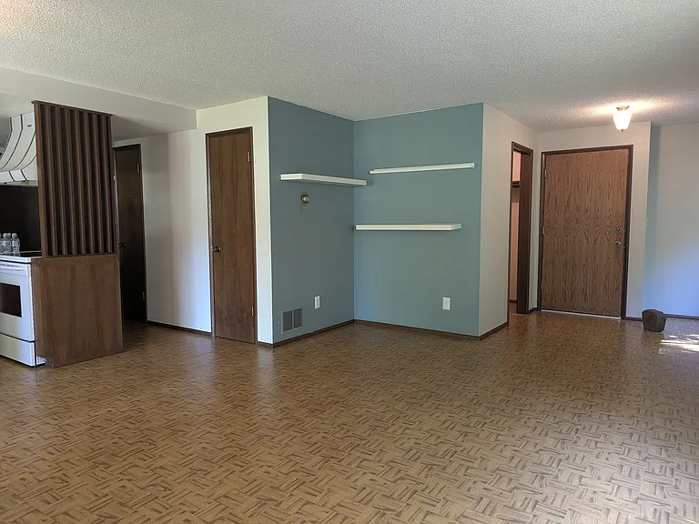 8 Cherokee Pl — Photo 6