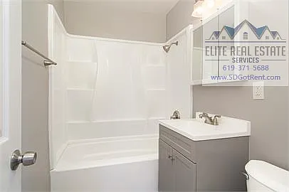 6371 Osler St — Photo 12