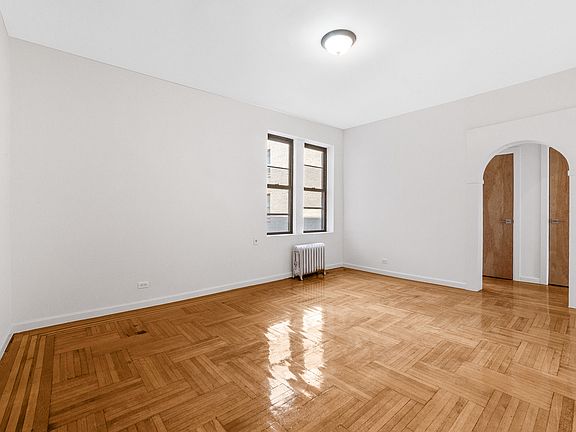 5th image of 708 W 171st St APT 33B