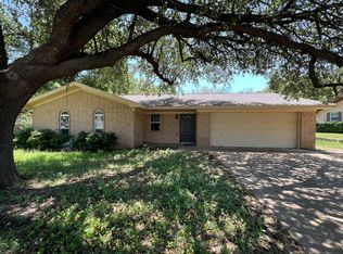 1520 Sheila St, Stephenville, TX 76401