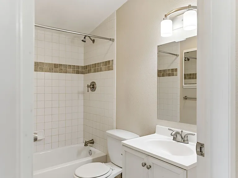 429 S Miller St — Photo 10