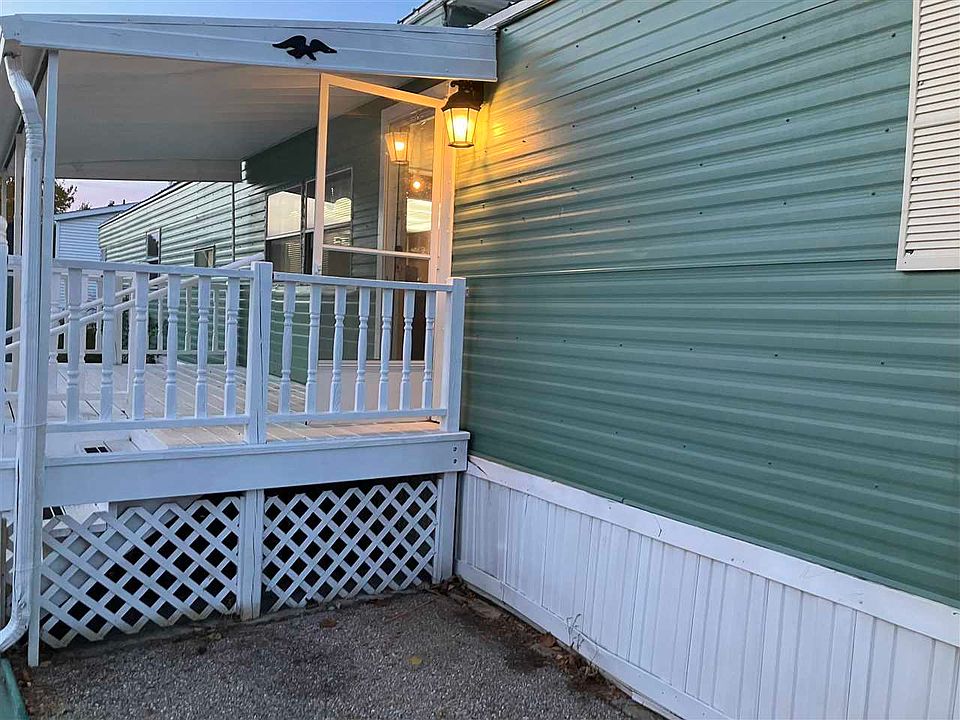 526 N Lake St Boyne City, MI, 49712 Apartments for Rent Zillow