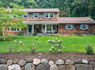 5 Coptor Ct, Huntington, NY 11743