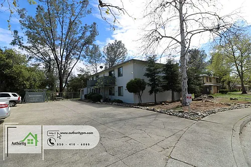 1553 Bramble Pl #4 Photo 1