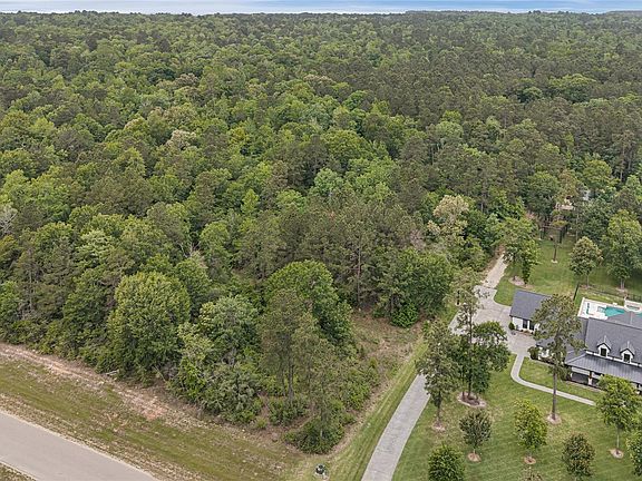 2nd image of 10681 Ruger Rd