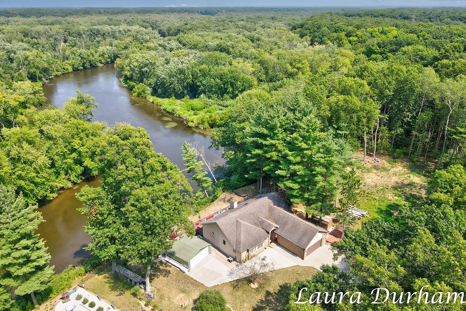 3115 Riverbend Trl photo 1