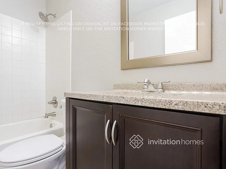 19495 E Nassau Dr — Photo 11