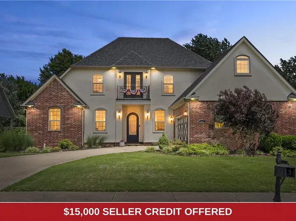 207 N Angel Falls Ln, Springdale, AR 72762