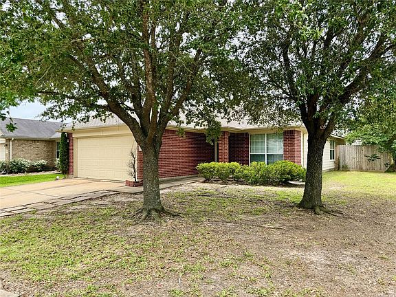 3rd image of 21655 Falvel Sunset Ct