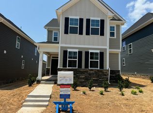 744 Longleaf Grove Ln, Knightdale, NC 27545