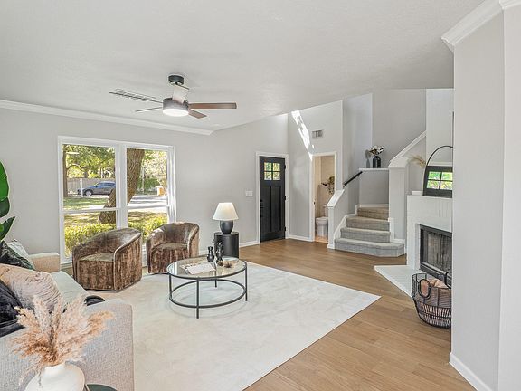 4th image of 6420 Wareham Ln