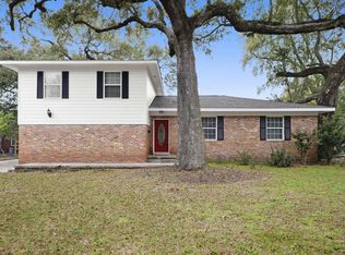 127 Saint Paul St, Biloxi, MS 39530