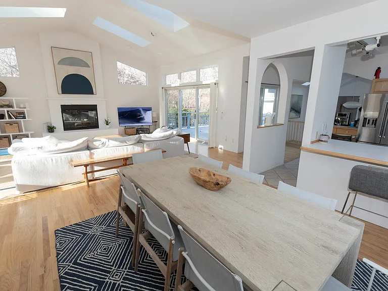 11 Sunburst Ln — Photo 5