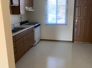2104 Gabriel Ave APT 5, Zion, IL 60099