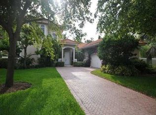 9400 SW 68th Ct, Pinecrest, FL 33156