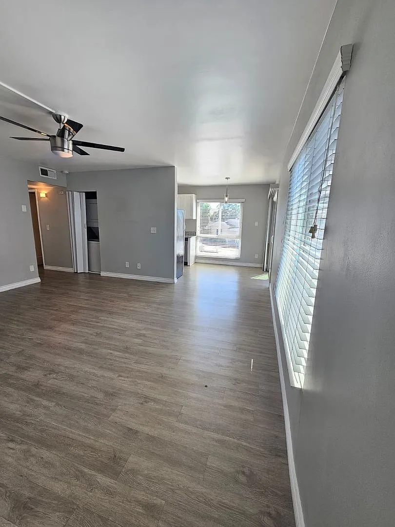 4541 Contour Blvd. — Photo 2