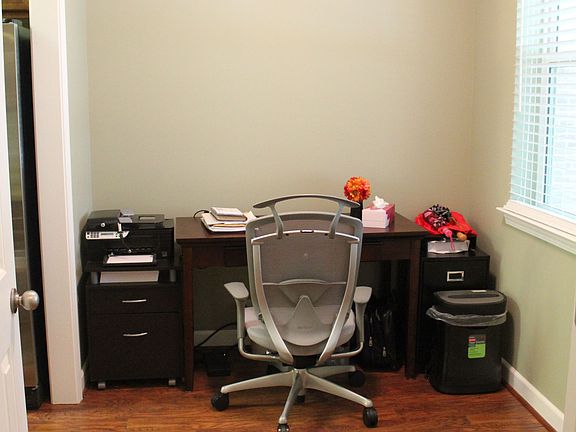 Large Den/Home Office