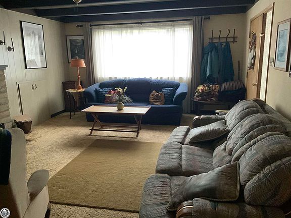 5th image of 28289 Old Strawberry Dr