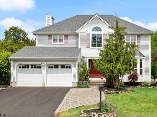 3 Lenape Trl, Branchburg Twp., NJ 08876