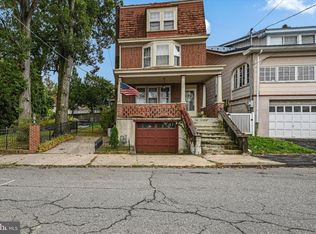 1715 W Norwegian St, Pottsville, PA 17901