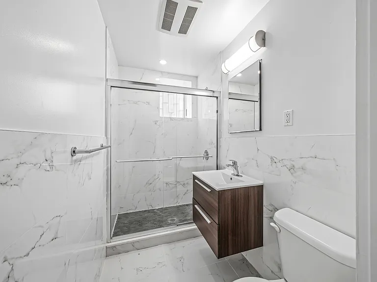 930 Ogden Ave #11 — Photo 8