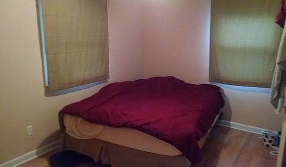 5th image of 310 Stratford Pl
