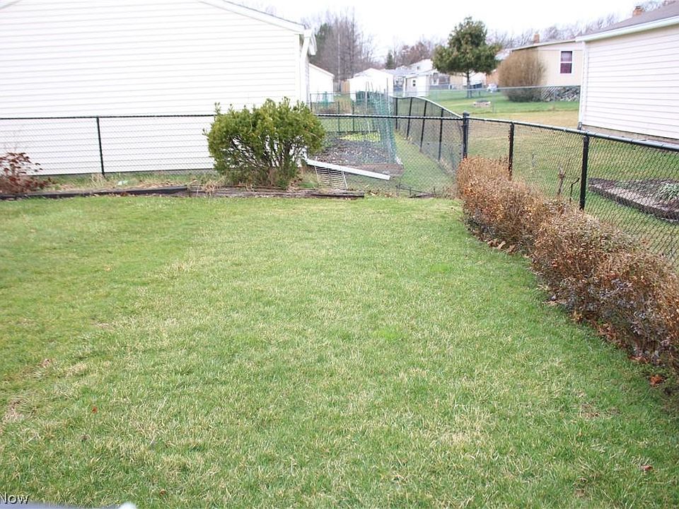 1st image of 34285 Glen Dr