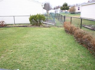 34285 Glen Dr, Eastlake, OH 44095