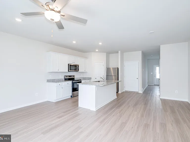 73 Cramsford St — Photo 18