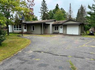 4610 S Arrowhead Ln, Moose Lake, MN 55767