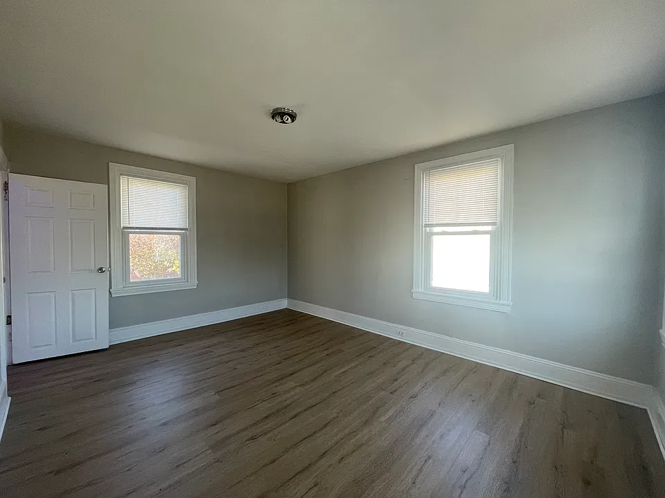 4020 Rhawn St #2