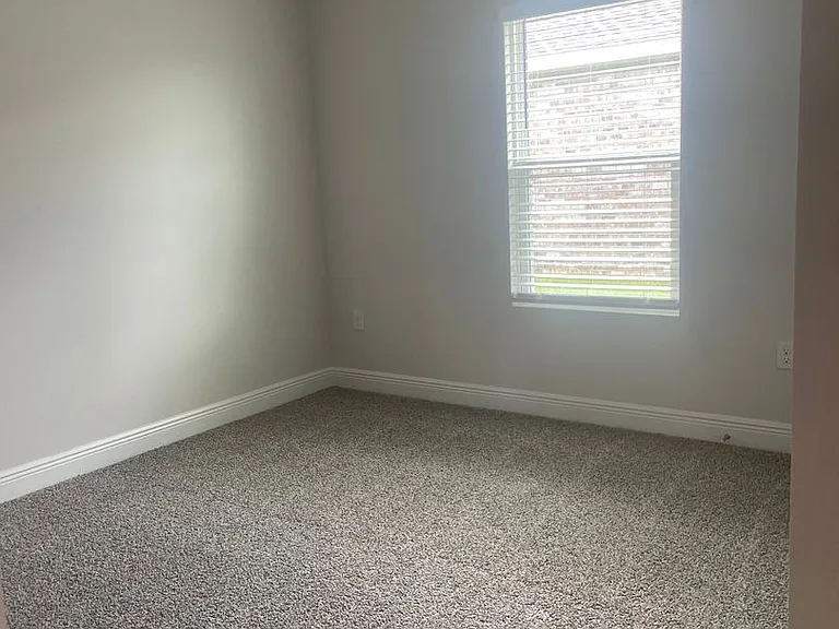 8178 Fox Hunt Dr — Photo 11