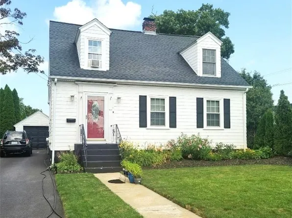 396 Norwood Ave, Warwick, RI 02888