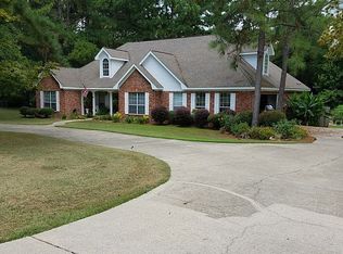41 W Temple Rd, Petal, MS 39465