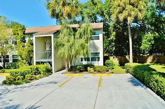 2 bed, 850 sqft, $1,695 — Photo 3