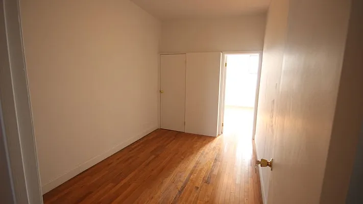 Rented by Nooklyn NYC LLC | media 16