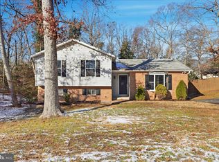 12521 Catalina Dr, Lusby, MD 20657