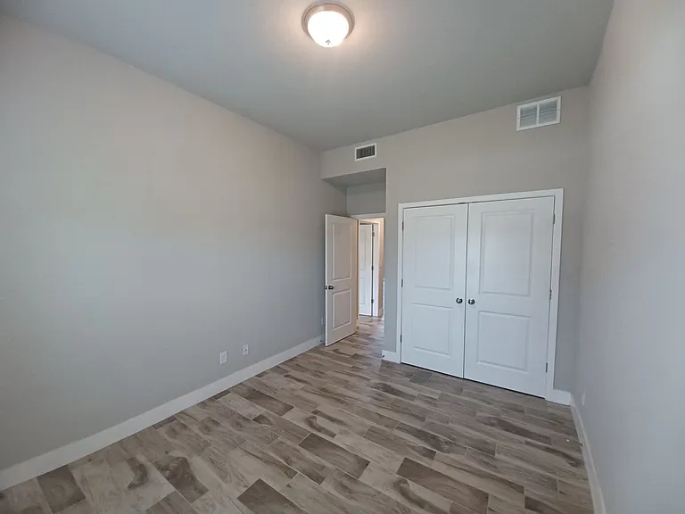 1740 NW 9th Ter — Photo 22