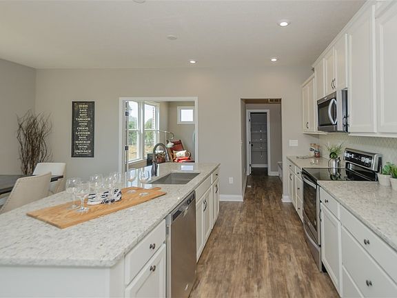 3rd image of 15053 Stable Wood Dr