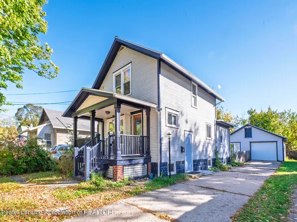 922 Clayton St, Lansing, MI 48915
