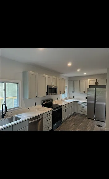 19 Dell Ave #2 — Photo 1